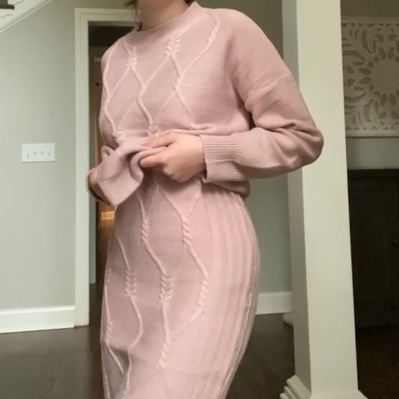 Pink Fashion Evynn Apparel Winter 2021 Pink Matching Sweater Set - Picture 3 of 4